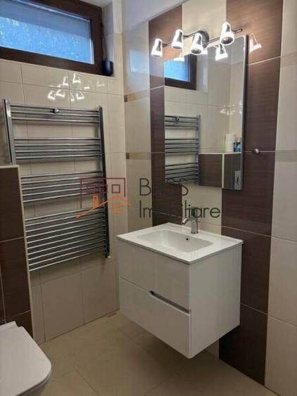Vilă Modernă cu 5 Camere si acces direct la lac
