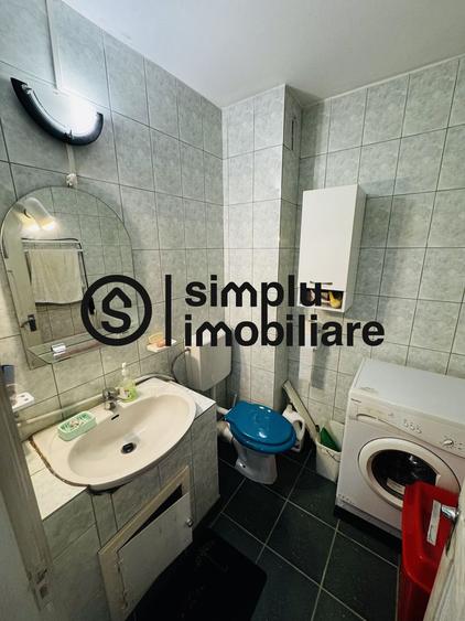 3 decomandate, centrala, 1 Mai - 110 000 Euro