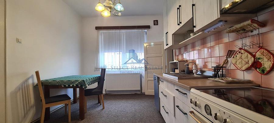 Apartament la casa + curte \ inchiriere \ Sibiu