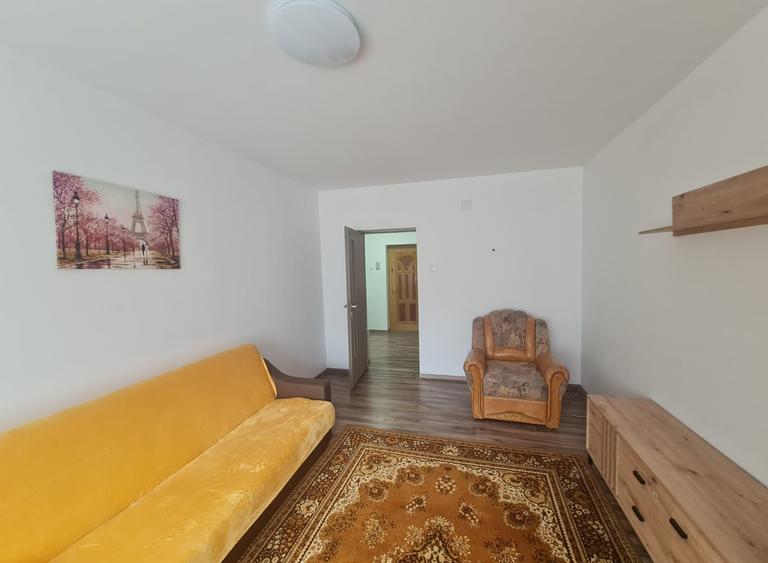 SC VIMAK IMOBILIARE inchiriaza apartament 2 camere in zona Racadau
