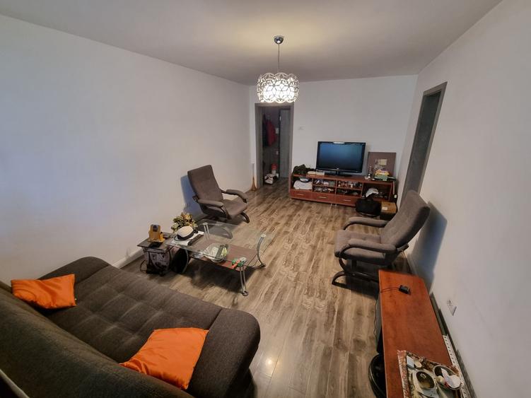 Apartament 3 camere zona Tomis Nord
