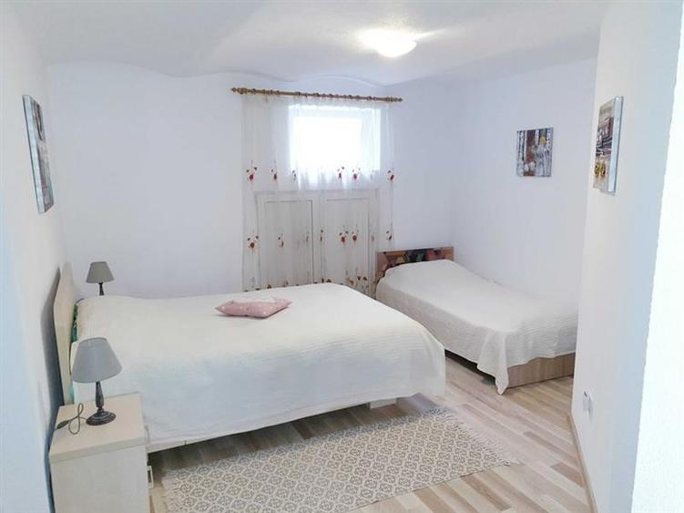 5 camere, Centrul istoric, Brasov