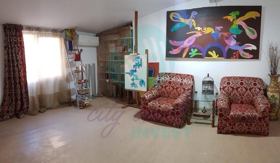 Casa - ideal investitie Piata Unirii - Mantuleasa
