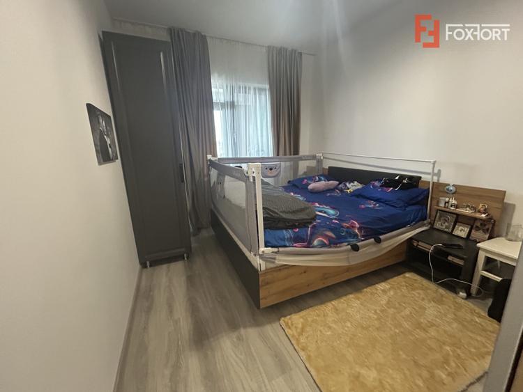Apartament cu 3 camere si 2 bai, etaj 2 in Giroc