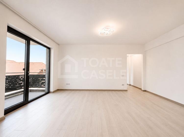 Apartament nou 3 camere, etajul 2, garaj, zona IRA