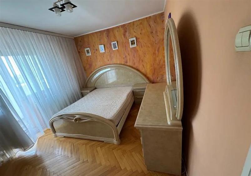 Apartament 3 camere Brancoveanu Metrou/ 2 bai