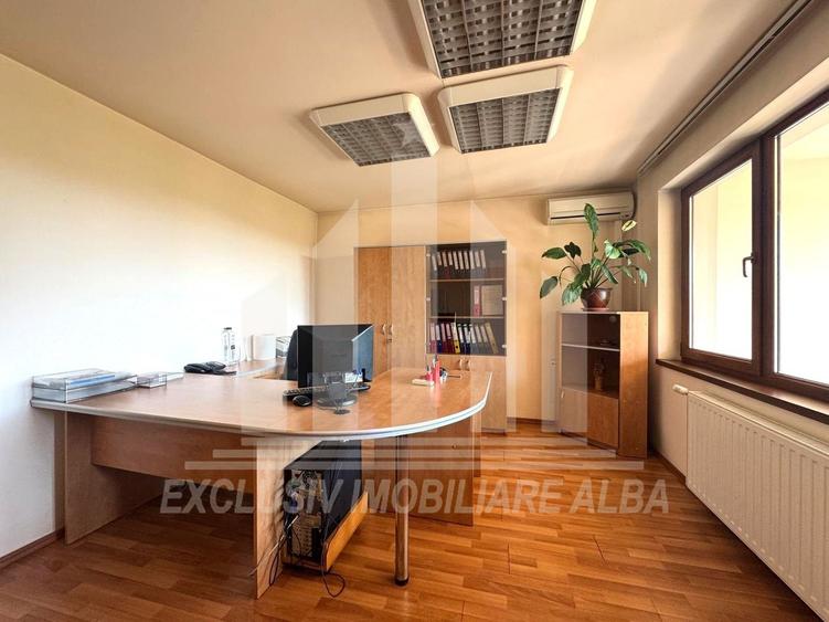 Spatiu de birouri | P + 2E | 254 mp | 10 camere | Parcare | Cetate