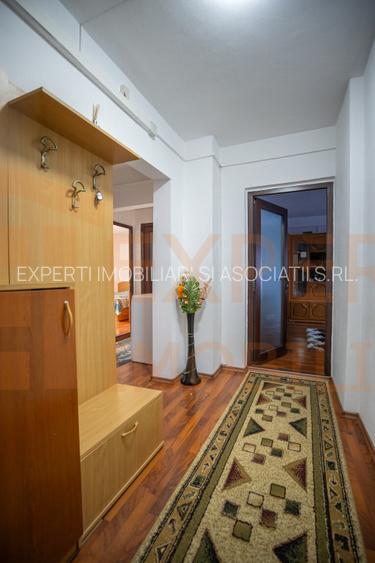 Apartament 2 camere de vânzare în zona Pod Butelii - Blocul SR - 20