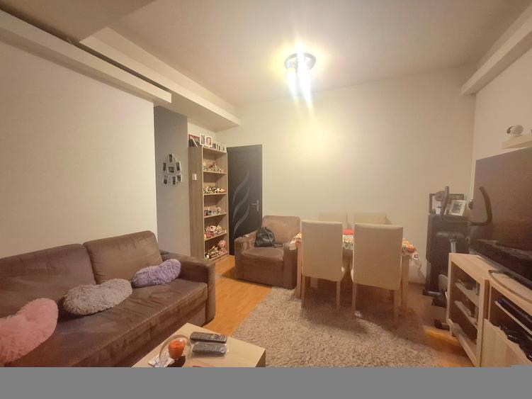 Apartament 60 mp mobilat, utilat