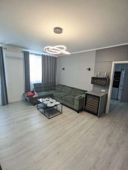Apartament de închiriat, 3 camere, 73 mp, semicentral zona Bosch