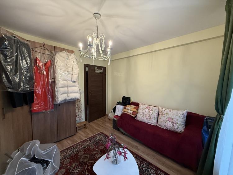 Triplex, 4 camere, 230mp utili, 335mp teren, mobilat - Dumbravita