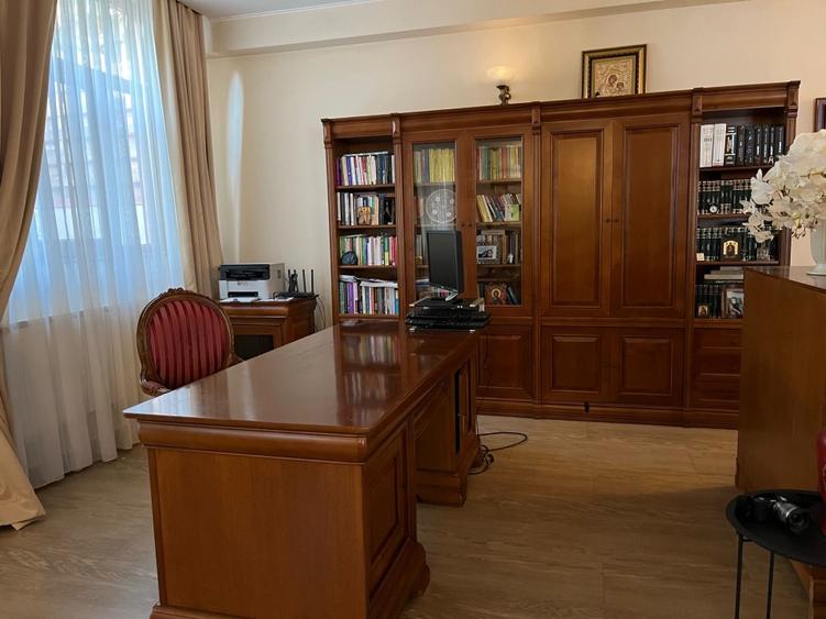 Vilă spațioasă Pipera 6 camere | 538 mp teren | lângă Iancu Nicolae