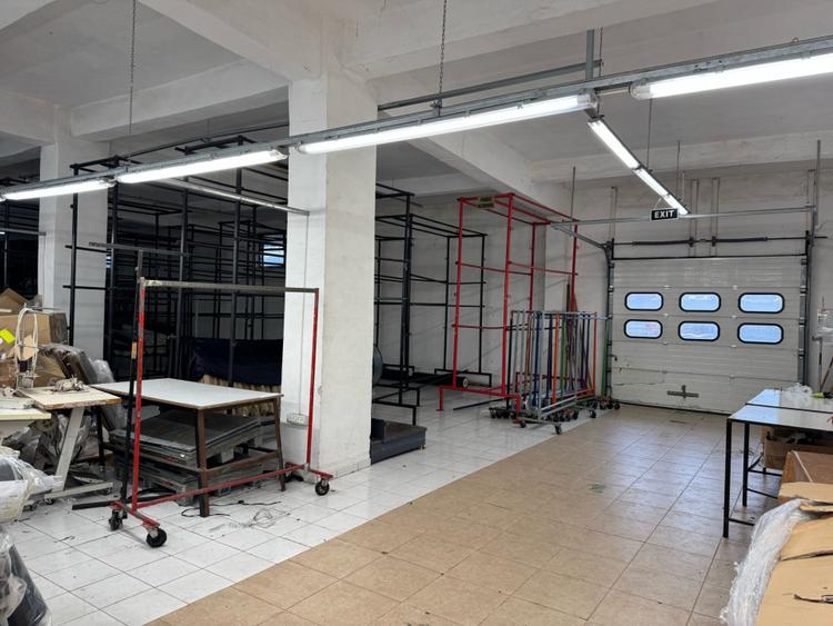 Vând Hală Producție 1.800 mp și Teren 4.500 mp în Focșani