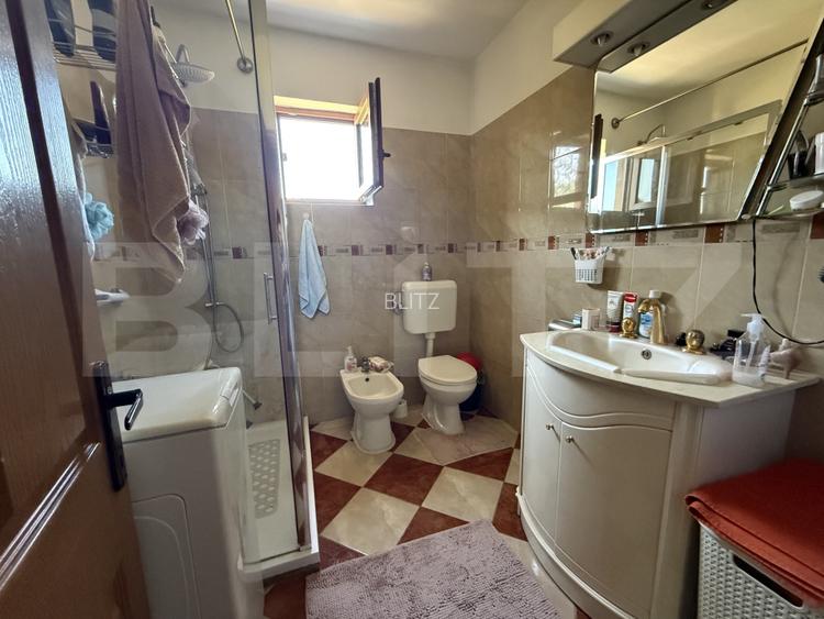 Casa cu 5 camere, 165 mp, zona Paulesti