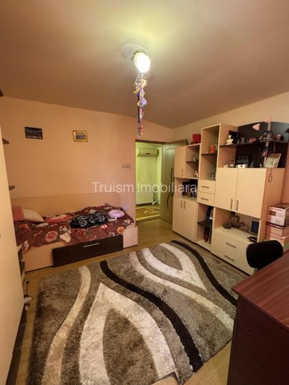 VILA Demisol+ Parter +Et 1+ Mansarda Ultracentral - 3