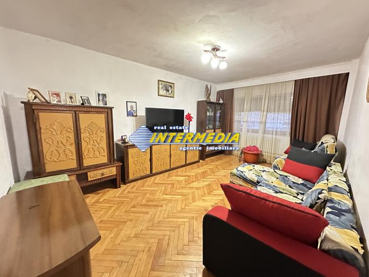 Apartament 3 camere | 68 mp | 2 Bai | Balcon | Pivnita | CETATE Mercur | Mobilat