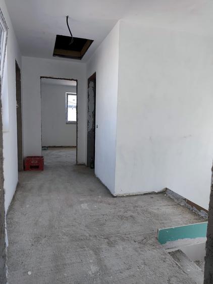 FARA COMISIOANE in Bacu casa cu 5 camere 2 bai P+1+pod terasa finisaje la cheie