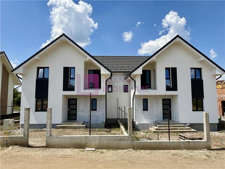 Casa individuala NOUA | 5 camere | Sura Mare | teren 340 mp