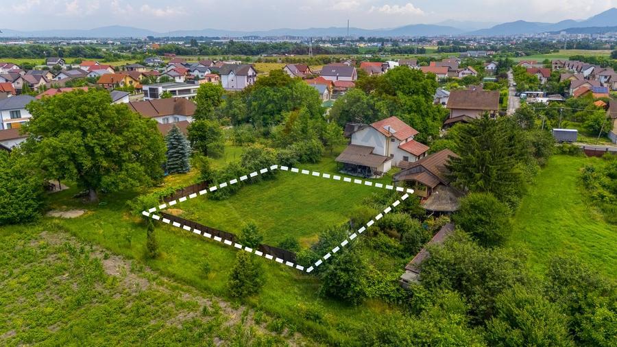 Teren intravilan 1.140 mp | Utilități | Dezmembrare la cerere