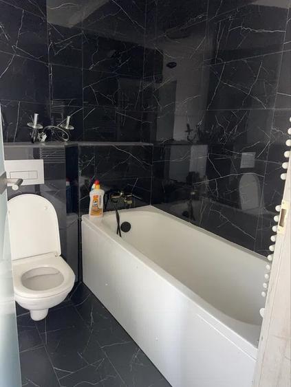 Casa 4 camere, 110mp, terasa, parcare, zona Trifoiului