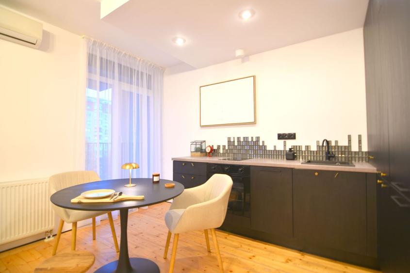 Apartament la prima inchiriere-Zona Soarelui