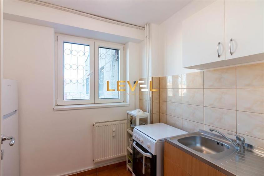 Apartament 3 Camere de Vanzare - Vedere Libera - Panduri - Monitorul Oficial
