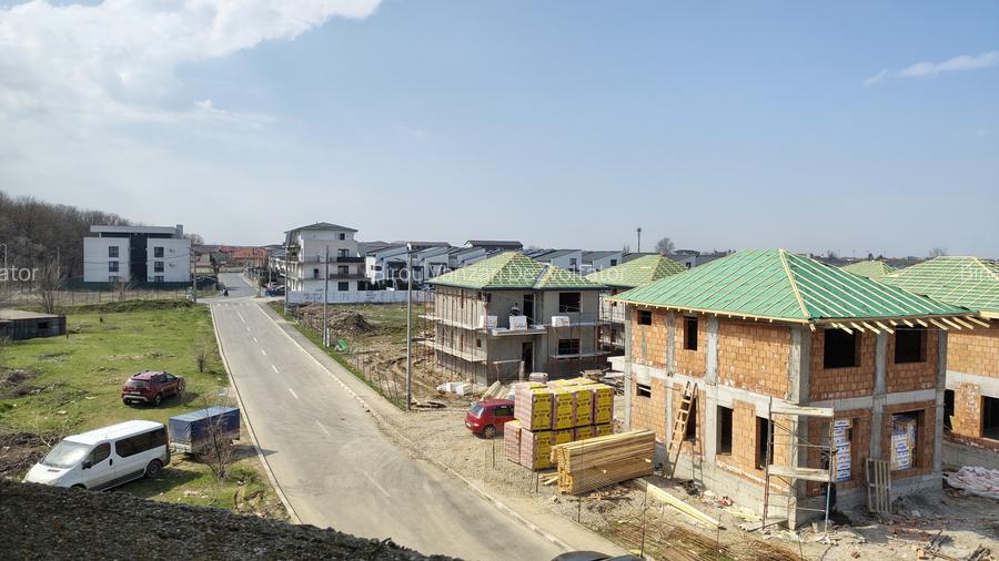Vila individuala padurea Rosu/complex Ayan/comision 0 - 19