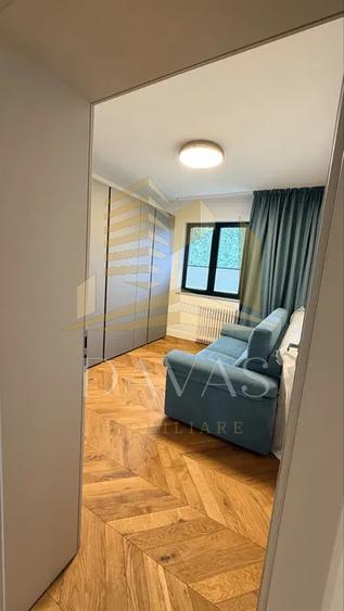 Apartament ultrafinisat de lux 4 camere | Centru | Garaj inclus in preț