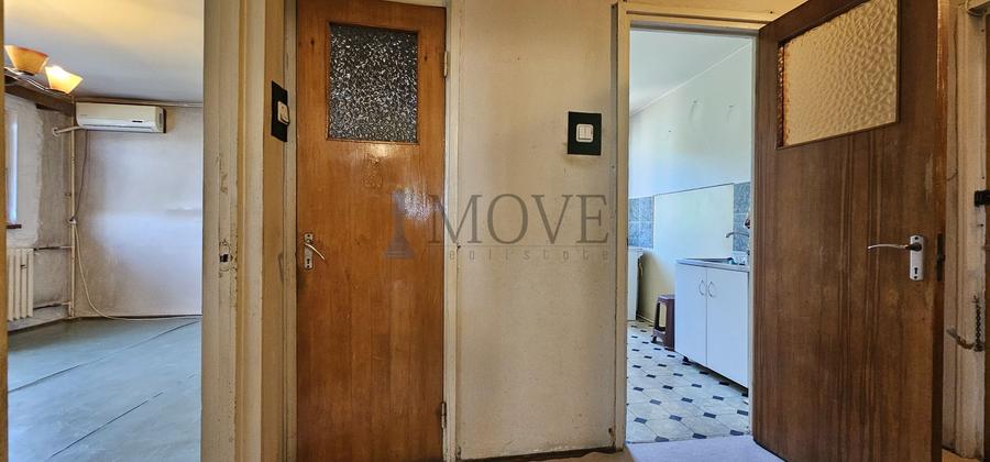 Apartament de 4 camere decomandate - Aleea Costinesti