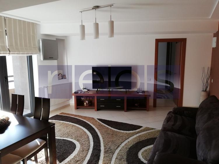 VANZARE 3 CAMERE SEMIDECOMANDAT DECEBAL