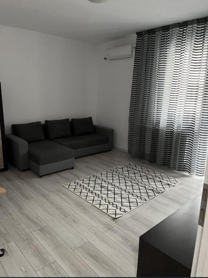 Inchiriez apartament Militari Residence LUX