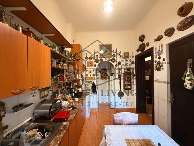 APARTAMENT PARTER + DEMISOL LA VÂNZARE ÎN ZONA VICTORIEI