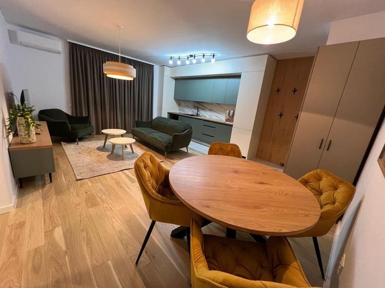 3 Camere - Monarch - Circumvalatiunii