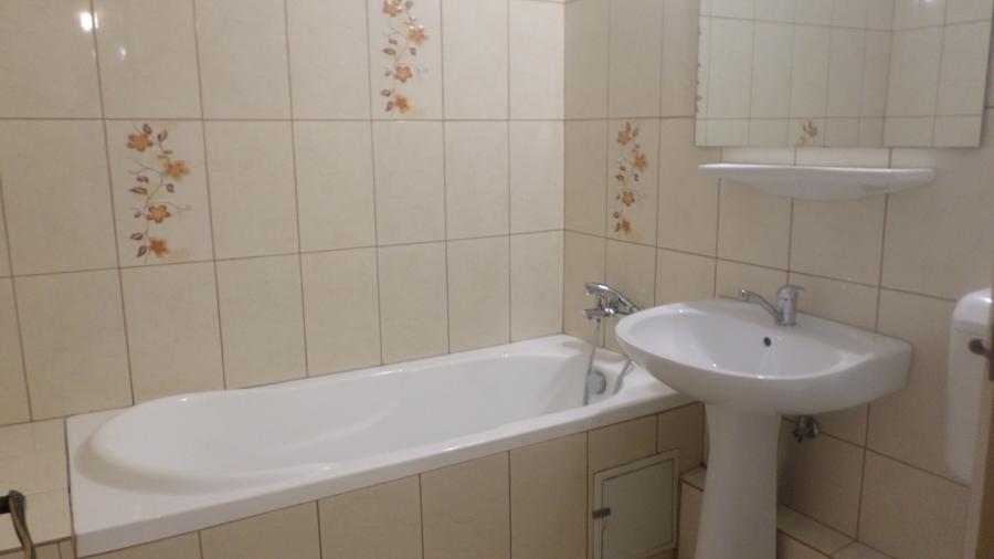 13 Septembrie – Margeanului, apartament decomandat, etaj intermediar