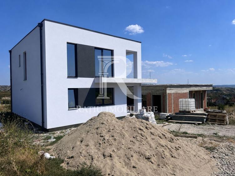 Casa cu 4 camere de vanzare | Colinelor | Oradea | Bihor