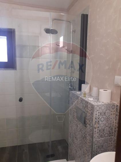 Hotel / Pensiune cu 18 camere de închiriat - 25
