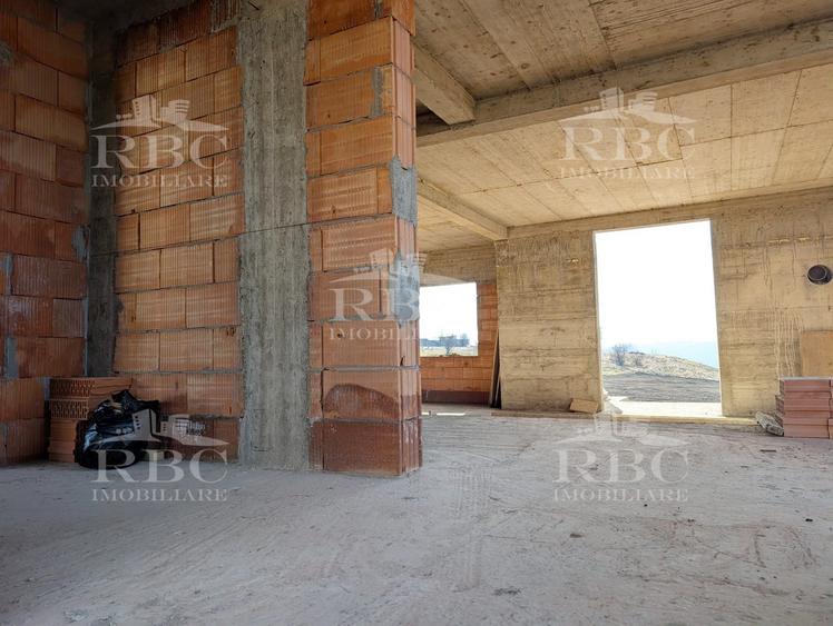 Casa individuala de vanzare cu teren 516 mp