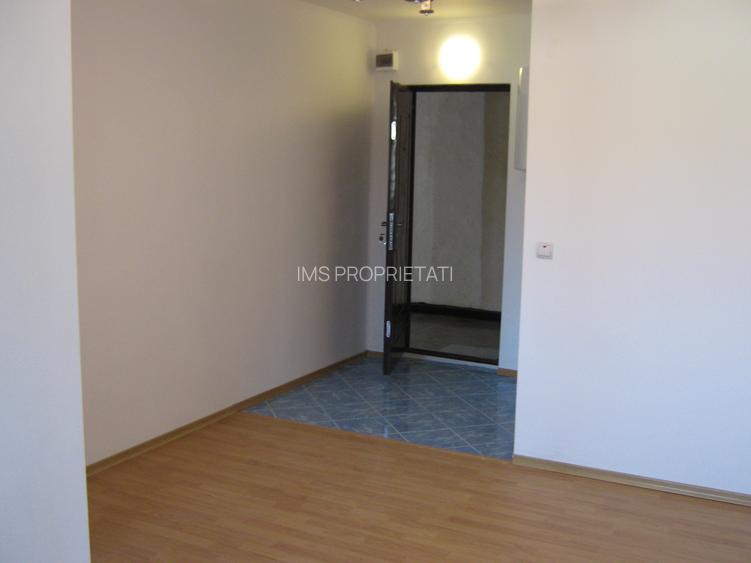 Garsoniera de vanzare langa Mega Moll - 7