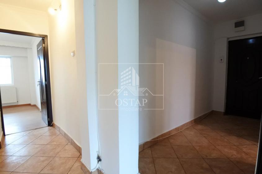 Bistrița Lac-zona Lidl - 2 camere decomandate - nemobilat - preț 230 E