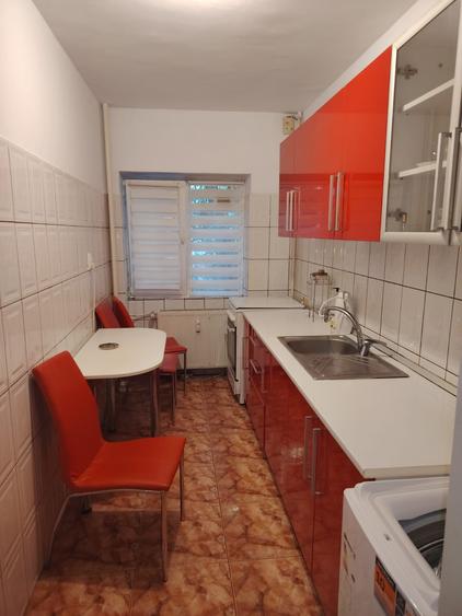 Inchiriere -2 camere - Matei Basarab