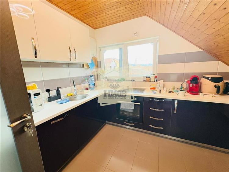 Casa 7 camere 210 mp utili si teren 800 Sibiu