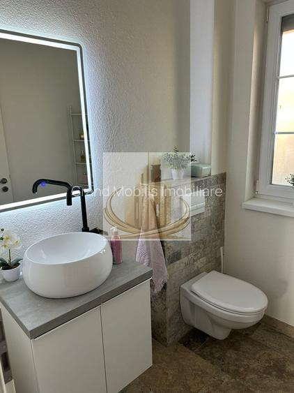 Casa in stil mediteranean, ultrafinisată 5 camere, 3 bai + curte.