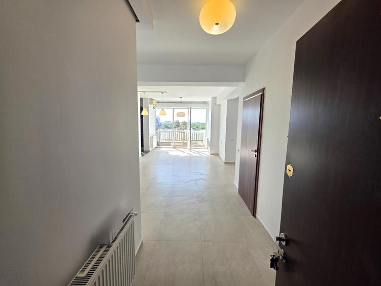 De vanzare apartament spatios de 3 camere – Pr. Ghencea 285