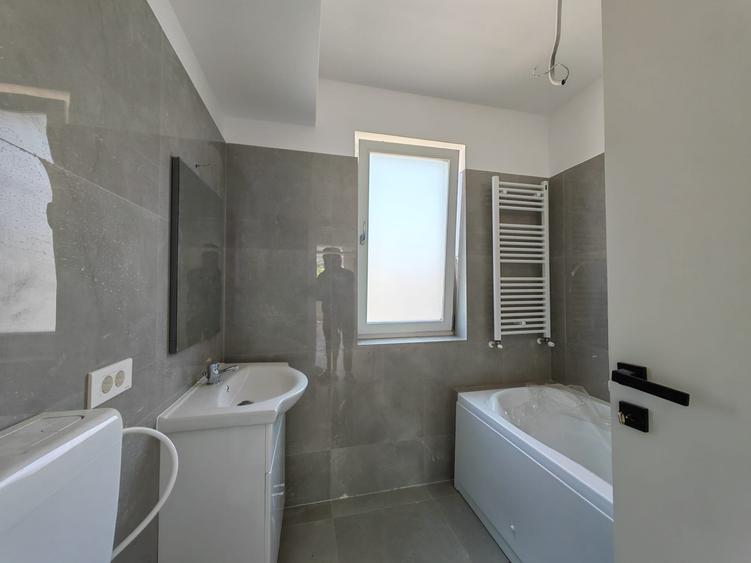Eclipsei metrou Leonida apartament 3 camere.