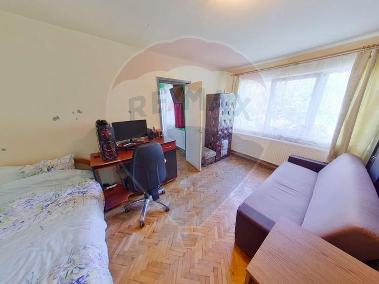 Apartament cu 2 camere de vânzare, acces strada Szilagyi Istvan!