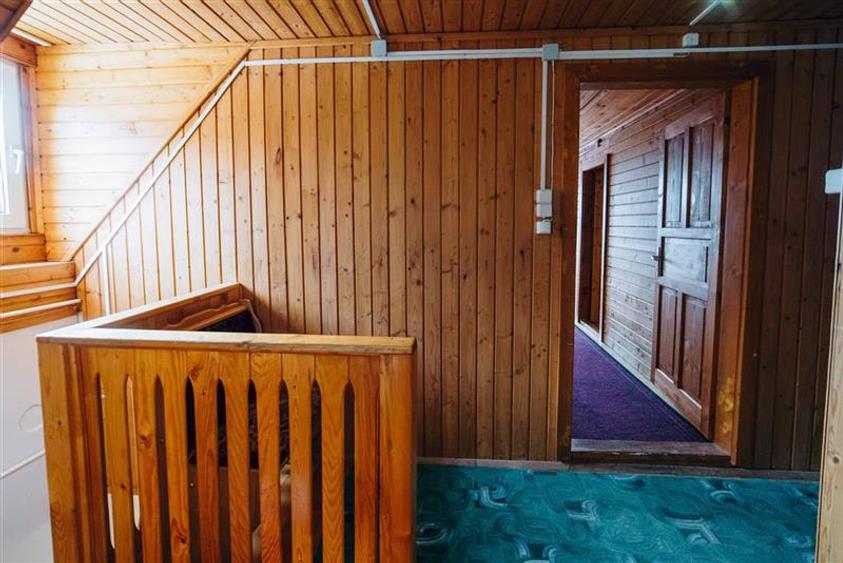 Pensiune si casa de oaspeti la pasul Bucin (Pensiunea Kamilla)