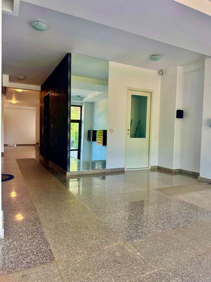 Apartament 3 camere - Nord (Sisesti)