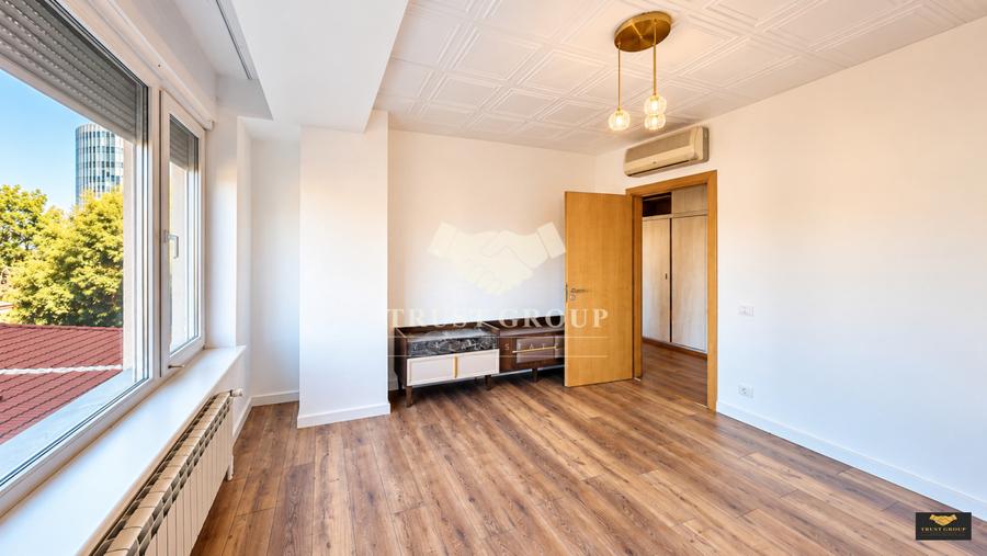 Apartament 4 camere Aviatorilor | Loc de parcare