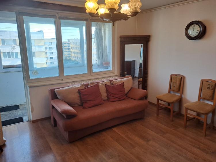 Obor Mașina de Pâine 70 mp bloc anvelopat Mobilat Utilat Balcon mare 1 baie