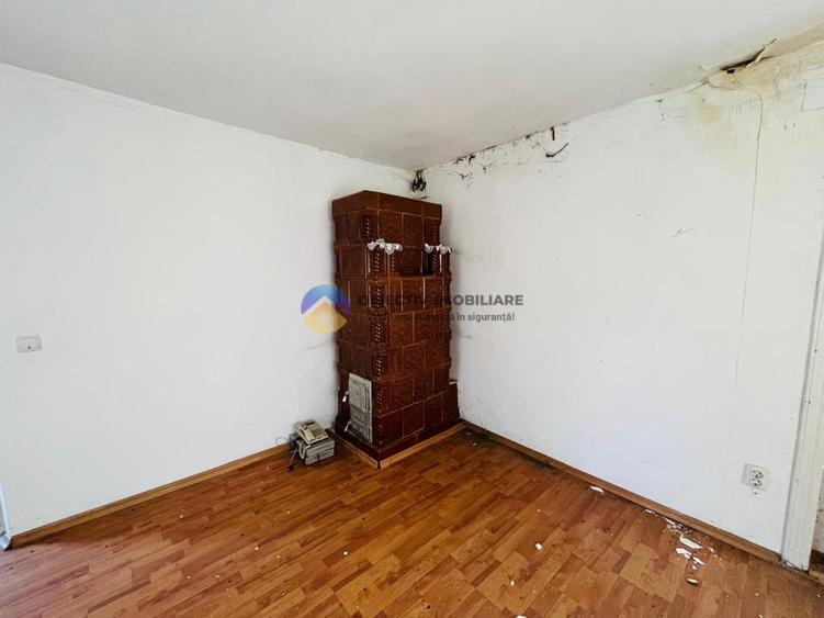 CASA cu teren intravilan  2273 mp , GRUMǍZEȘTI